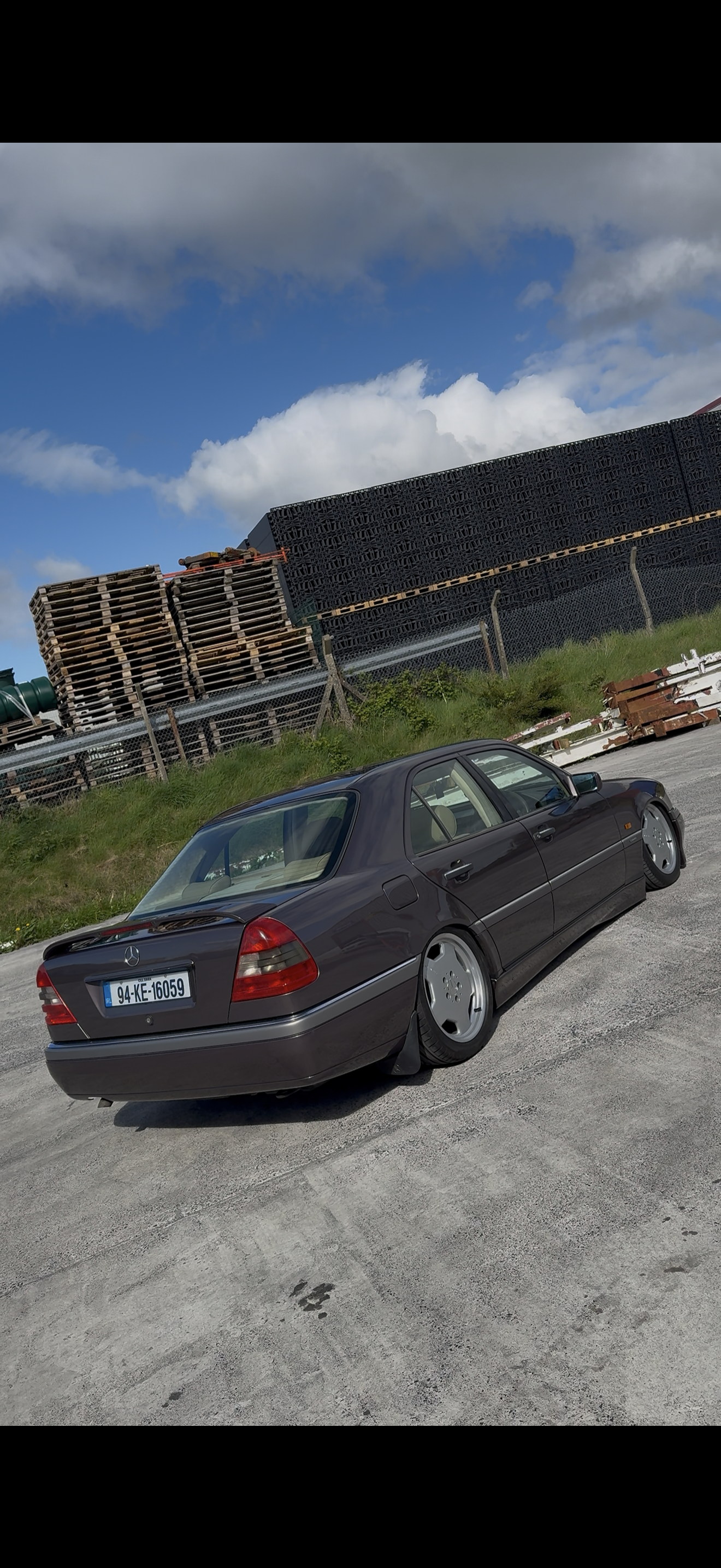 MERCEDES BENZ C200 W202