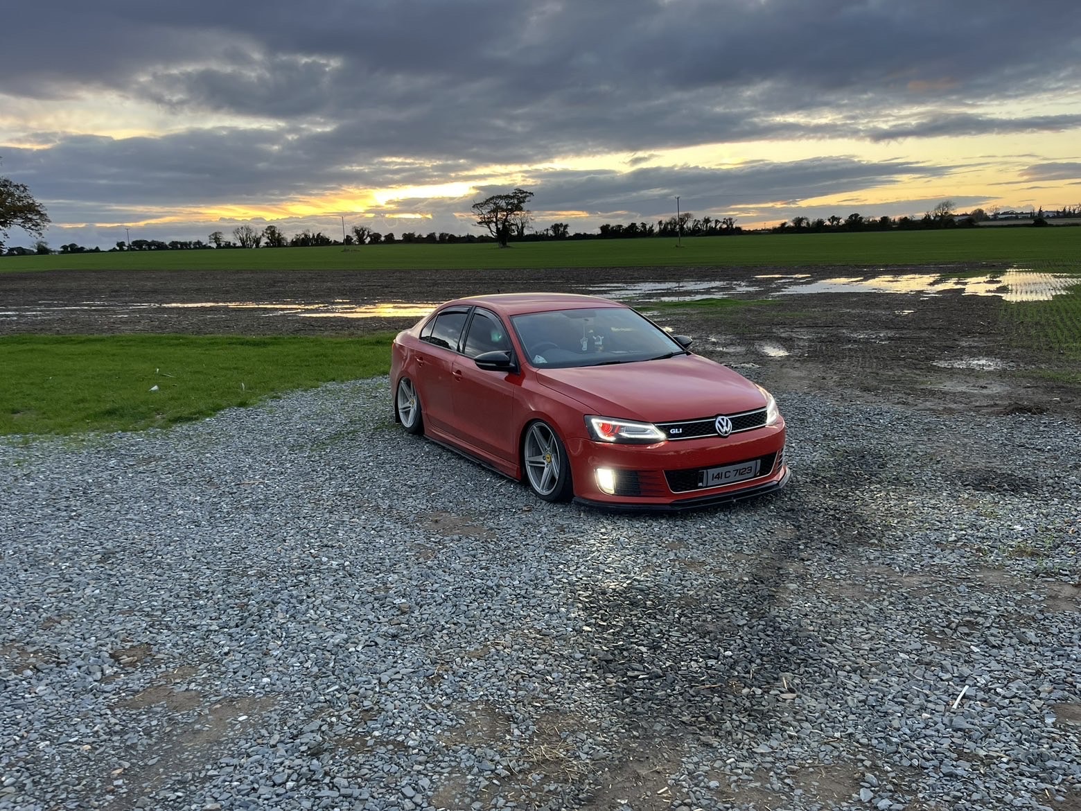 VOLKSWAGEN JETTA MK6