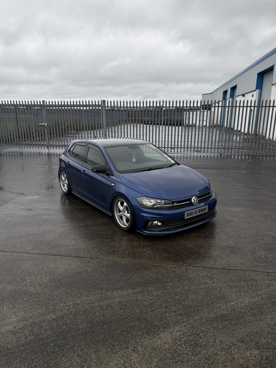 VOLKSWAGEN POLO MK6 R-LINE