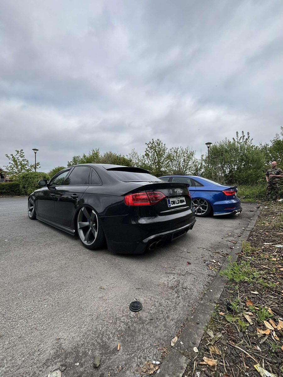 AUDI A4 B8